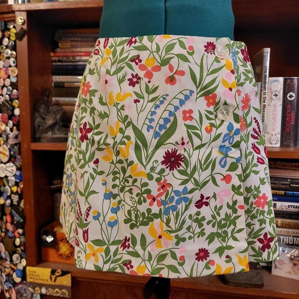 Vintage homemade floral mini skirt.